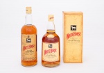 Bebidas - Lote constando de duas garrafas de whisky " White Horse" - Fine old - Scotch Whiskies  - 1 litro lacradas sendo uma acondicionada em caixa original (sem garantia do líquido)