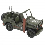 Grande jipe militar decorativo de metal com riqueza de acabamentos. Medida 30 cm de comprimento.