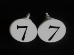Par de puxadores de porcelana com número "7".