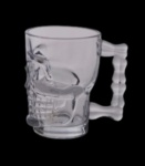 Grande caneca de vidro com motivo de caveira, com capacidade para 500ml.
