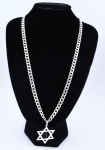 Cordão Grumet em Prata de Lei 925 Com Pendente "Estrela de Davi". Comprimento 65,0cm. Peso T