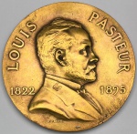Grande Medalha da França - 1907 - Bronze - 129.0g - 67.0mm - Em Memósria de Louis Pasteur - Original assinada por V.Peter - Na Capsula