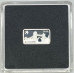 Moeda das Ilhas Salomão - Half Dollar 2014 - Prata 0.999 - 2.5g - 18.7mm x 10.5mm - Proof - Monumentos do Mundo - Londres - Apenas 10.000 unidades na Capsula Original