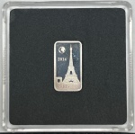 Moeda das Ilhas Salomão - Half Dollar 2014 - Prata 0.999 - 2.5g - 18.7mm x 10.5mm - Proof - Monumentos do Mundo - Paris - Apenas 10.000 unidades na Capsula Original