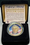 Estados Unidos - Estojo com a Moeda Fantasia de 1 Dollar Colorida da Série Presidentes - 12º Presidente - Zachary Taylor - Com certificado da The Merrick Mint