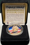 Estados Unidos - Estojo com a Moeda Fantasia de 1 Dollar Colorida da Série Presidentes - 13º Presidente - Millard Fillmore - Com certificado da The Merrick Mint