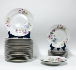 JOGO DE PRATOS CONTENDO 20 PRATOS RASOS , E FUNDOS , 9 PRATOS DE SOBREMESAS