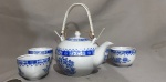Conjunto para chá de ritual japonês, em porcelana nacional, decorado em azul, ...