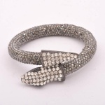 Stravaganza, pulseira cobra , aro maleável inteiramente coberto com cristais. 7 cm