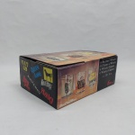 Seis copos para uísque em vidro translúcido decorado com rótulos de diversos uísques. Na caixa. Alt. 8,5 cm.