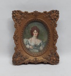 Vicent Nesbert - "Lady Dower" pintura emoldurada dita Cameo Creation, 12,5 x 11cm. Moldura no estilo Art Noveau patinada de dourado.