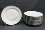 Dez pratos p/ sobremesa em porcelana branca decorada com borda verde. Marcado GERMER. Diam. 19 cm.
