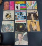 Dez (10), Lp´s nacionais e internacionais de gêneros musicais diversos.