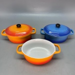 DIVERSOS - Lote de 3 mini cocotte cantaloupe, sendo 1 sem tampa. Med. 7x15x9 cm.