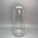 DEMI CRISTAL - Delicada cúpula/redoma em demi cristal. Med. 35x15 cm. Não possui base.