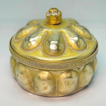 METAL - Porta joias em metal espessurado a prata. Med. 7x8 cm.