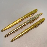 COLECIONISMO - Lote de 3 antigas douradas diversas. No estado.