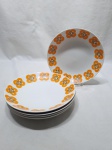 Jogo de 5 pratos fundos de massa, sopa em porcelana Steatita borda floral. Medindo 21cm de diâmetro.