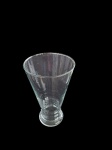 Vaso em cristal translúcido com base gomada, 28 x 16 cm.