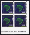 SELO: BRASIL  2000 (COMEMORATIVO) 2 ANOS DO SISTEMA BRAZIL TRADENET. RHM: C-2275. QUADRA. MINT. VARIDADE: DESLOCAMENTO DA IMPRESSÃO PARA A PARTE INFERIOR.