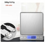 Mini Balança Digital de Precisão com Display LCD Back-Lit. Material: aço inoxidável + ABS Tamanho: 10.5cmX13.5cm Cor: imagem. Peso: aproximadamente 290g. Tipo do produto: Tipo de carregamento: Cabo USB Tipo C Incluso, sem fonte ou Bateria (2*AAA não inclusas) . Especificação:500G/0,01g. Pacote inclui 1PCS * Balança eletrônica + Bandeja + Manual em ingles + Cabo USB tipo C sem fonte. Características do produto. 1. Overload proteção função 2. retroiluminação azul 3. Unidade: g.oz.ozt.dwt.gn.ct 4. tempo desligamento automático: 3 minutos 5. Temperatura ambiental de funcionamento: 0 C - 40 C (32 F - 104 F) 6. Baixa tensão display: LO _Exibição 7. Overload: O_Ld 8. função Backlight: efetivamente economizar energia e prolongar a vida útil da bateria 9. Função de contagem: É conveniente pesar artigos com volume pequeno, peso igual mas grande quantidade, e indicar diretamente a quantidade. 10. O produto tem o tipo 2 pode escolher: Use a bateria que carrega o tipo (a bateria 2 * AAA é Não incluem), OU Use cabo USB tipo C já incluso.
