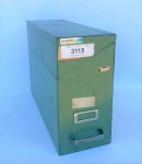 Caixa arquivo de ferro com plaqueta escrito arquivo nacional medindo: largura: 17cm, comprimento: 50cm, altura: 35cm