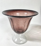 Lindo vaso em vidro estilo Murano. Medidas: 18 cm de alt. x 18,5 cm de bocal.