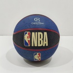 Decoração, Mini Bola de Basquete, da NBA, Coleção Cacau Show. Medidas: Altura: 14,5 cm, Largura: 10 cm, Comprimento: 13 cm, Peso: 250 g.