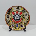 Decoração, Prato do Corinthians, em  Vidro Pintado, Não acompanha o Suporte. Diâmetro: 26 cm, Peso: 620 g.