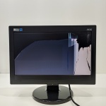 Monitor LCD, Marca AOC, Modelo 519Sw, Acompanha apenas um dos fios, Ligando, mas não testado o funcionamento (Necessita Conserto na Tela). Medidas: Altura: 25,5 cm, Largura: 3 cm, Comprimento: 37 cm, Peso Total: 2460 g.