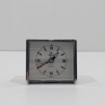 Relógio Eletrônico Vintage, Marca Junghans Isovox, Não testado o funcionamento. Medidas: Altura:  6 cm, Largura: 3 cm, Comprimento: 7 cm, Peso: 130 g.