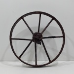 Antiga Roda de Ferro para Carrinho de Mão, Com Desgastes e Enferujada pelo Tempo, Decoração. Medidas: Altura: 21 cm, Largura: 35,5 cm, Comprimento: 35,5 cm, Peso: 3350 g.