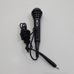 Microfone com Fio, Marca Philips, Modelo SBC MD110, Não testado o funcionamento. Medidas: Altura: 23 cm, Largura: 3 cm, Comprimento: 5 cm, Peso: 210 g.