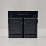 Carregador Duplo para Bateria, Modelo FW50, Não acompanha o fio, Na Caixa, Em Ótimo Estado, Não testado o funcionamento. Medidas da Caixa: Altura: 4,5 cm, Largura: 12,5 cm, Comprimento: 14 cm, Peso Total: 200 g.