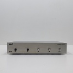 Aparelho Seletor de Alto-Falantes, Marca Loud, Modelo SSW, Para Restauro, Não testado o funcionamento. Medidas: Altura: 5,5 cm, Largura: 17 cm, Comprimento: 32,5 cm, Peso: 1930 g.