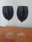 Duas taças em cristal na cor preto  altura