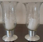 Candelabro castiçal em metal com vidro lapidado - Altura: