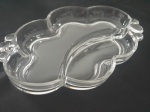 Travessa de petisco em vidro com duas divisórias - Medidas: 27x17x3 cm
