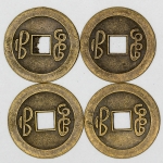 Numismática, China. Lote com 4 moedas chinesas Feng-Shui, talismã da fortuna, sorte e prosperidade, bronze 25 mm.