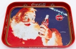 Colecionismo - Bandeja de metal - Motivo Natal Coca Cola - Papai Noel com Urso - apresenta marcas de uso  que não compromete a beleza da peça - estado geral razoável