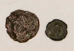 Numismática. 2 Peças. Acreditamos 1 Romana e 1 Espanhola. Para estudo e classificação.