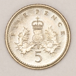 Numismática, Reino Unido. 5 pence 1996. Flor de cunho.