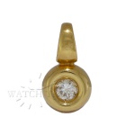PINGENTE PONTO DE LUZ DE DIAMANTE EM OURO AMARELO 18K (0.750). PESO: 3.7g. DIAMANTE NATURAL DE 0,5 QUILATE (50 PONTOS), PUREZA APROXIMADA VS1, COR APROXIMADA H, TAMANHO 2CM ALTURA 1.1CM LARGURA.  GARANTIA DE AUTENTICIDADE. PAGAMENTO PODE SER FEITO EM ATÉ 12X NOS CARTÕES DE CRÉDITO COM CUSTO OPERACIONAL DE 13% DO VALOR TOTAL DA ARREMATAÇÃO. OS LANCES SÃO IRREVOGÁVEIS E IRRETRATÁVEIS. RETIRE SUAS DÚVIDAS ENTRANDO EM CONTATO PELO NOSSO WHATSAPP (51) 98118-7815.