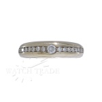 LINDO ANEL / APARADOR DE DIAMANTES H. STERN COLEÇÃO DREAMS - OURO NOBRE 18K (0.750). PESO: 5,7g. PEDRAS: PEDRA CENTRAL DE 10 PONTOS; 16 PEDRAS LATERAIS DE 2 PONTOS. TOTALIZANDO 42 PONTOS (0,42 QUILATE), ARO 14. GARANTIA DE AUTENTICIDADE. PAGAMENTO PODE SER FEITO EM ATÉ 12X NOS CARTÕES DE CRÉDITO COM CUSTO OPERACIONAL DE 13% DO VALOR TOTAL DA ARREMATAÇÃO. OS LANCES SÃO IRREVOGÁVEIS E IRRETRATÁVEIS. RETIRE SUAS DÚVIDAS ENTRANDO EM CONTATO PELO NOSSO WHATSAPP (51) 98118-7815.