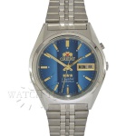 RELÓGIO ORIENT CRYSTAL 3 ESTRELAS. AUTOMÁTICO. CAIXA EM AÇO INOXIDÁVEL, ASSINADA ORIENT. MEDE 36mm. VIDRO EM CRISTAL MINERAL. COROA EM AÇO INOXIDÁVEL. MÁQUINA AUTOMÁTICA JAPONESA ORIENT CAL. EMZ2. PULSEIRA EM AÇO INOXIDÁVEL, ASSINADA ORIENT. IMPECÁVEL ESTADO DE CONSERVAÇÃO. FUNCIONANDO, PORÉM NÃO REVISADO. GARANTIA DE AUTENTICIDADE. PAGAMENTO PODE SER FEITO EM ATÉ 12X NOS CARTÕES DE CRÉDITO COM CUSTO OPERACIONAL DE 13% DO VALOR TOTAL DA ARREMATAÇÃO. OS LANCES SÃO IRREVOGÁVEIS E IRRETRATÁVEIS. RETIRE SUAS DÚVIDAS ENTRANDO EM CONTATO PELO NOSSO WHATSAPP (51) 98118-7815.