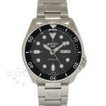RELÓGIO SEIKO 5 DIVER AUTOMÁTICO REF. 4R36-07G0 **NOVO, SEM USO** CAIXA EM AÇO INOXIDÁVEL, COM FUNDO EM CRISTAL, ASSINADA SEIKO. MEDE 42.5mm. VIDRO EM CRISTAL MINERAL. COROA EM AÇO INOXIDÁVEL. MÁQUINA AUTOMÁTICA SEIKO CAL. 4R36. PULSEIRA EM AÇO INOXIDÁVEL, ASSINADA SEIKO. RELÓGIO NOVO, AINDA COM OS LACRES DE FÁBRICA. POSSUI ESTOJO, MANUAL E CERTIFICADO SEIKO.  RELÓGIO FUNCIONANDO, PORÉM NÃO REVISADO. GARANTIA DE AUTENTICIDADE. PAGAMENTO PODE SER FEITO EM ATÉ 12X NOS CARTÕES DE CRÉDITO COM CUSTO OPERACIONAL DE 13% DO VALOR TOTAL DA ARREMATAÇÃO. OS LANCES SÃO IRREVOGÁVEIS E IRRETRATÁVEIS. RETIRE SUAS DÚVIDAS ENTRANDO EM CONTATO PELO NOSSO WHATSAPP (51) 98118-7815.