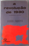 Livro"  A Revolução de 1930 !! vasta Histografia !! 114 Pag. edição do ano de 1975 !! capa brochura , as teorias dualistas , as cisões Gaucha e Mineira !! etc...