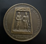 Medalha Comemorativa, IX Congresso de História Medicinal - Bucareste/România, Data 10 à 18 de Setembro 1932, Bronze, Peso 51 g, Diâmetro 50 mm, Muito Bem Conservada.