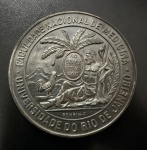 Medalha Comemorativa, Faculdade Nacional de Medicina - Universidade do Rio de Janeiro / 25º Ano de Formatura, Data 1936/09-12/1961, Prata, Diâmetro 60 mm, Peso 122 g , Casa da Moeda, Muito Bem Conservada.