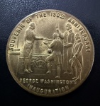 Medalha Comemorativa, George Washington - Aniversário de 150 Anos da sua Posse como o Primeiro Presidente dos Estados Unidos na Feira Mundial em Nova York, Ano 1939, Bronze Dourado, Muito Bem Conservada.